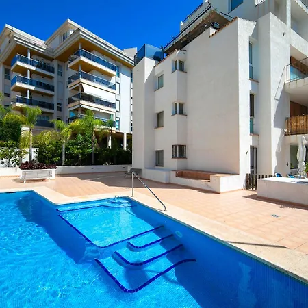 Nova - Sea View, Pool & Parking