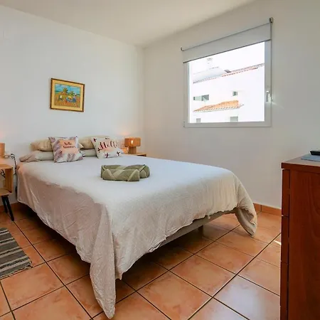 Appartement Nova - Sea View, Pool & Parking *