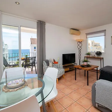 Apartament Nova - Sea View, Pool & Parking *