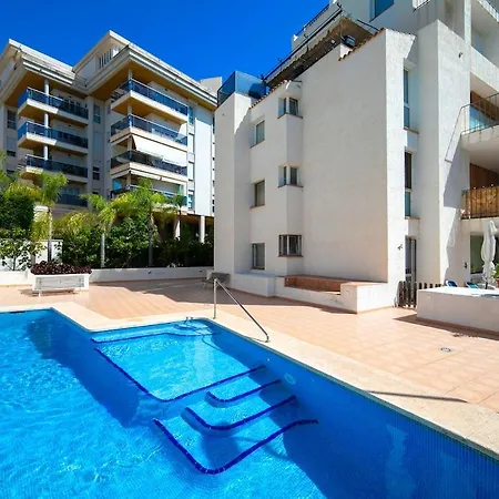 Nova - Sea View, Pool & Parking